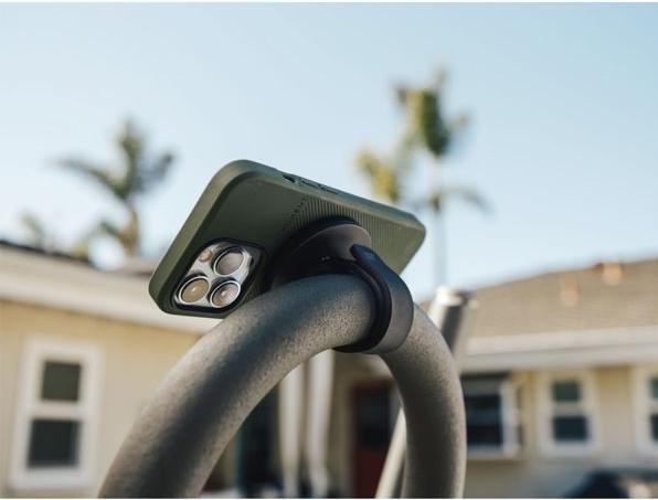 Actual product image Moment Strap Anywhere -hihna MagSafeen