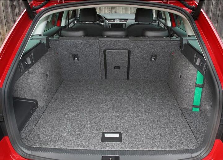 Image du produit Aristar Bac de coffre pour Skoda Octavia break à partir de 2013 jusqu'en 2020