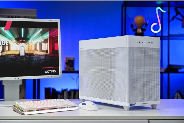 Actual product image Actina . Gaming GameOn (1000 GB, 32 GB, AMD Ryzen 7 9700X, Radeon RX 9070 XT)