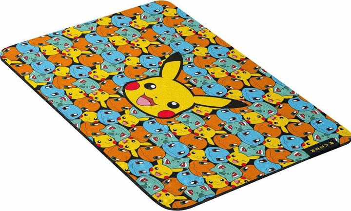 Actual product image Razer Gigantus V2 Pokemon Kanto Medium (M)