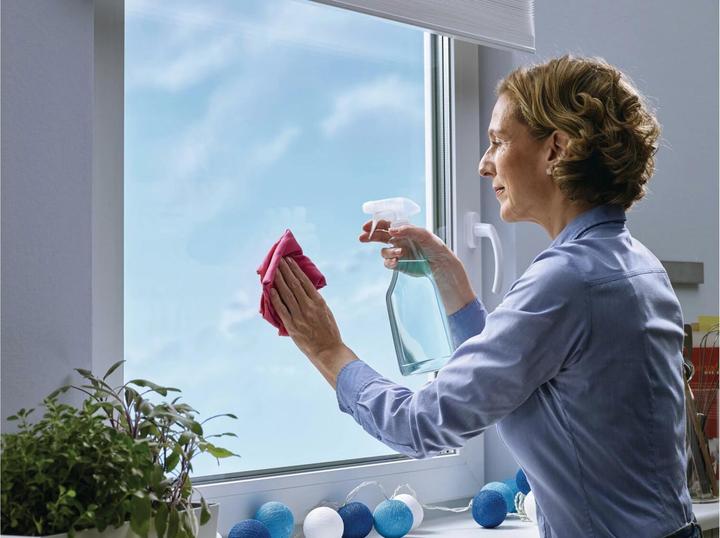 Produktbild tesa Doppelseitige Klebepads transparent, Glas, 60 Stück