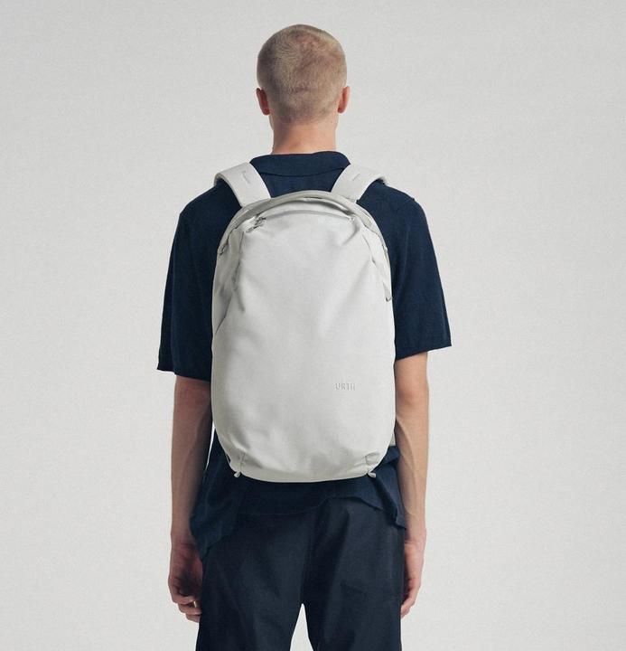 Produktbild Urth Norite 24L Backpack + Camera Insert (Ash Grey) (Kamera Schultertasche, 24 l)