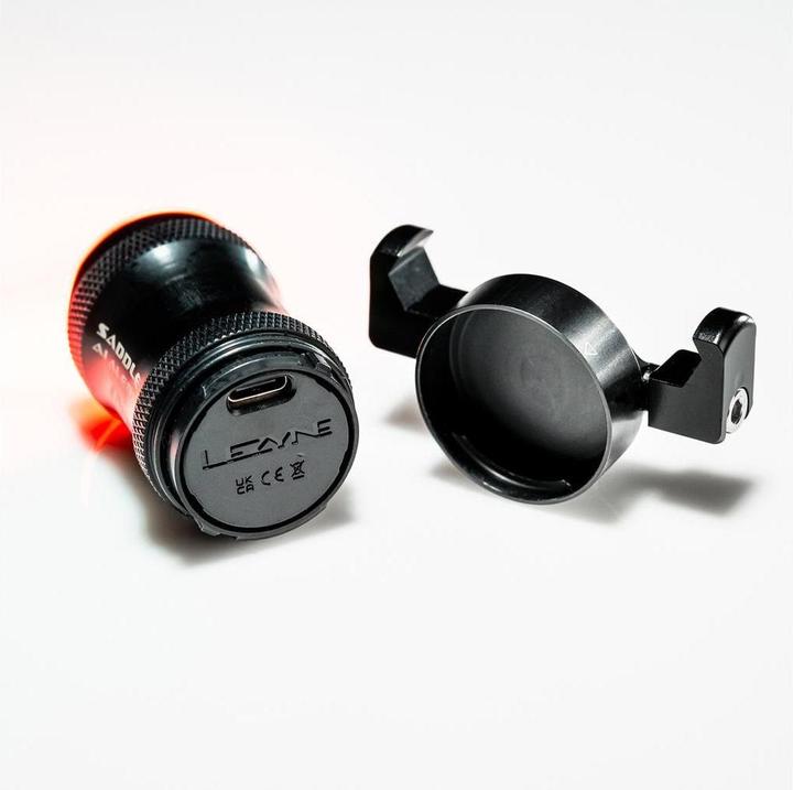 Actual product image Lezyne Saddle AI Alert 250 (250 lm, 250 lm)