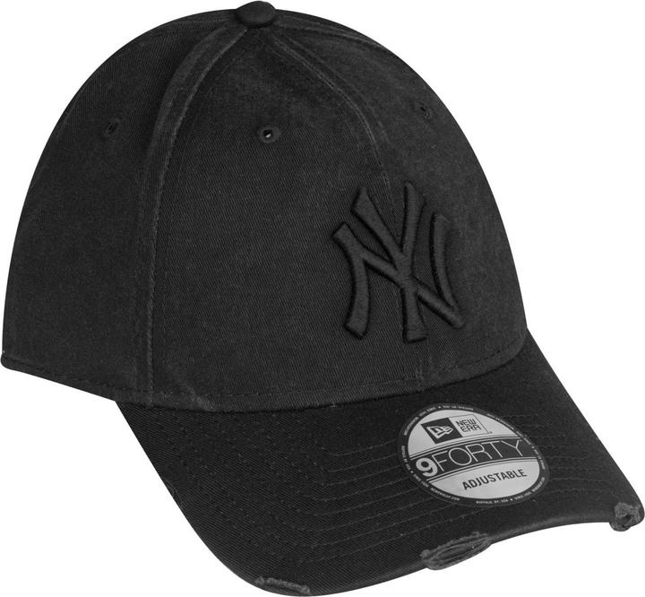 Actual product image New Era 9Forty Strapback Cap - Distressed Ny Yankees Black