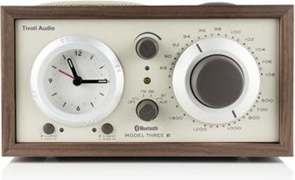 Actual product image Tivoli Audio Audio - Model 3 BT w/ USB - Wekkerradio met Bluetooth - Walnoot/Beige (FM, AM, Bluetooth)