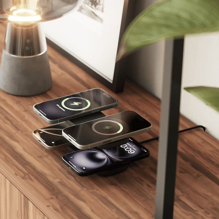 Image du produit Zens 4x 15W Fast Charge avec chargeur, noir (15 W)