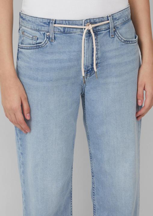 Image du produit S.Oliver Jeans-Hose Cropped-Jeans Karolin / Regular Fit / Mid Rise / Straight Leg / offener Saum (48)