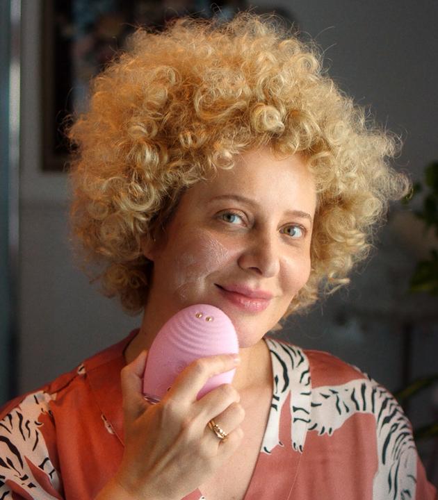 Actual product image Foreo LUNA 4 plus Normal Skin