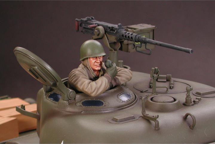 Actual product image Tamiya M4 Sherman 105mm How. (Kit)