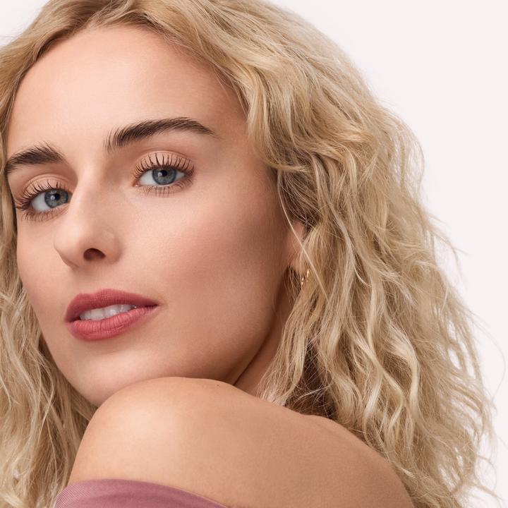 Actual product image Catrice Blur-Real Matte Lipstick (#C26E60, Taupe Tension)