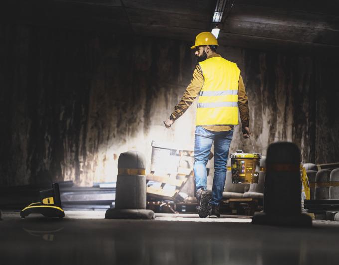 Actual product image Shada Battery light (2900 lm)