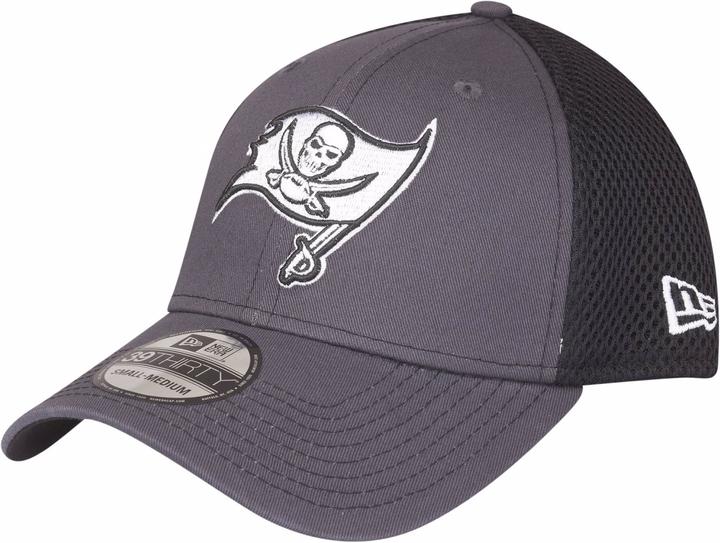 Actual product image New Era 39Thirty Stretch Tampa Bay Buccaneers (M, L)