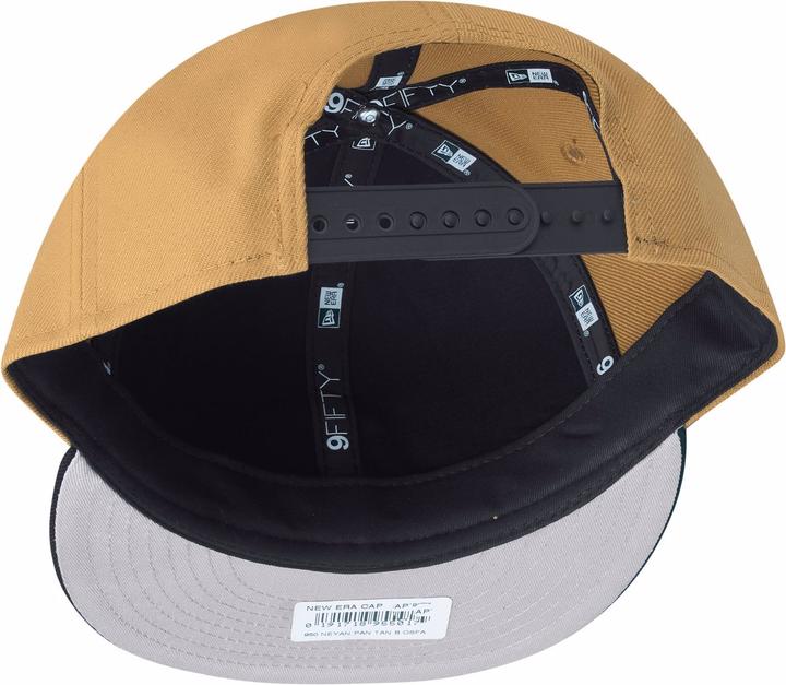 Actual product image New Era Metal Badge New York Yankees Panama (One size)