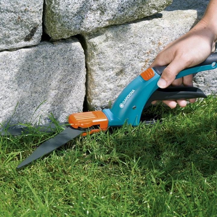 Productafbeelding Gardena Comfort Grasschaar lange steel