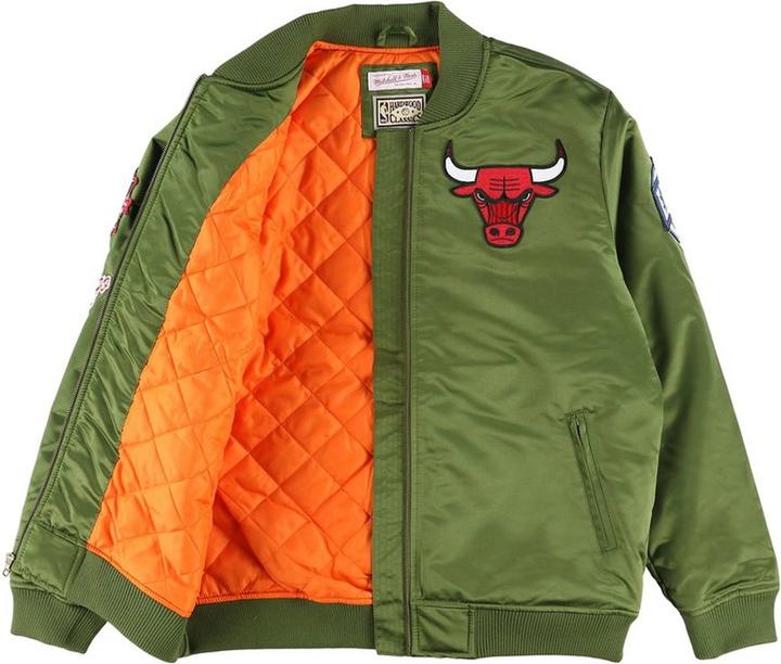 Produktbild Mitchell & Ness NBA Flight Satin - Chicago Bulls Bomberja - 125971 (XL)