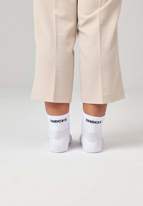 Produktbild Snocks Retro Sneaker Socken mit Streifen (4er Pack, 43 - 46)