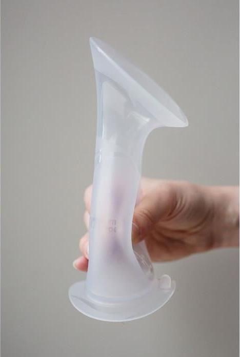 Actual product image Tommee Tippee silicone milk extractor, 42359441