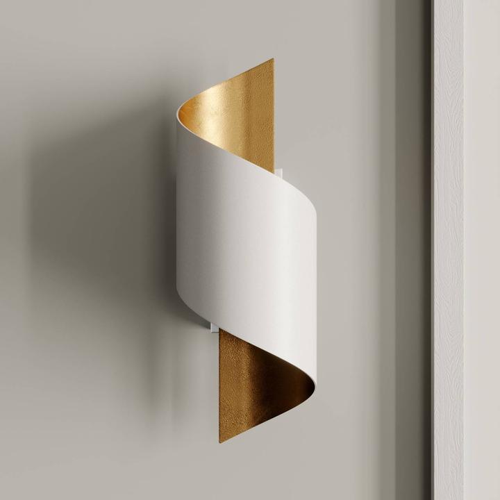 Actual product image Lindby Metal LED wall lamp Desirio, white-gold (330 lm, G9)