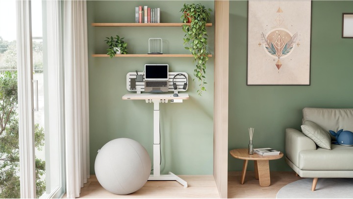 Actual product image Leitz Ergo Compact Workstation Electric height-adjustable desk (80 x 60 x 130 cm)