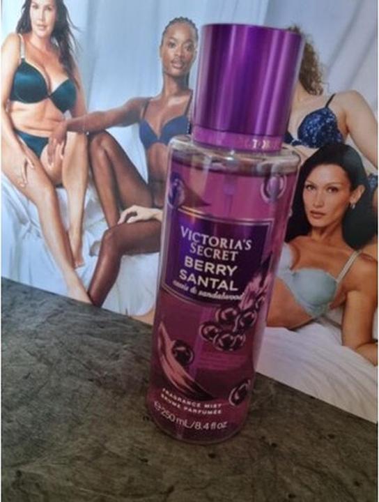 Produktbild Victoria's Secret Berry Santal (Eau de Toilette, 250 ml)
