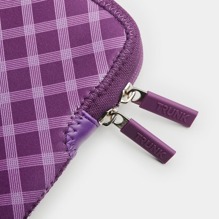 Produktbild Trunk 13" MacBook Pro & Air Sleeve, Medium Purple Tartan (13", Apple)
