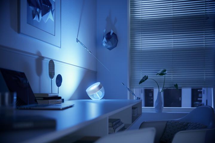 Produktbild Philips Hue Hue Iris BT (570 lm)