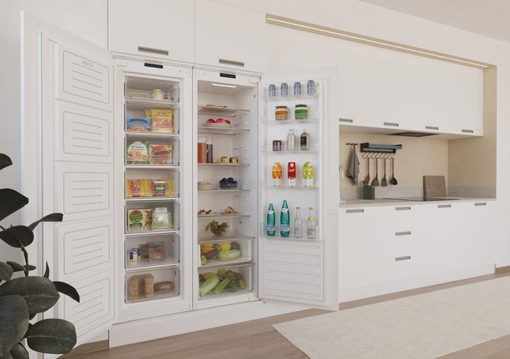 Actual product image Candy CUS518EW Upright Chest Freezer Capacity (Installation, 204 l)