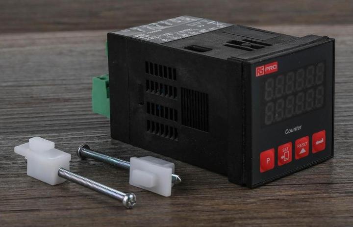 Produktbild RS PRO Counter, 6 Digit, 48x48, 24V