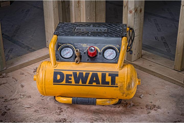 Produktbild DeWalt Kompressor (10 l, 10 Bar)