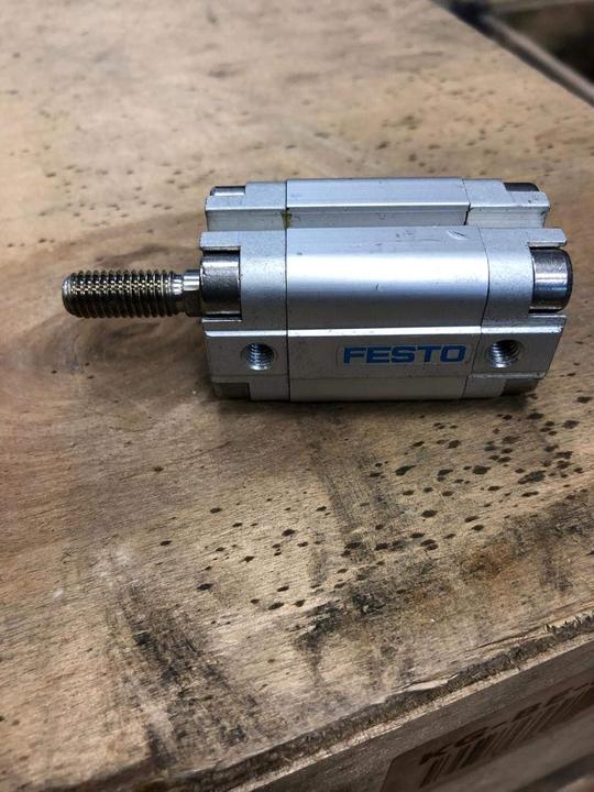 Produktbild Festo 156595 Model ADVU-16-15-A-P-A Compacte Cilinder