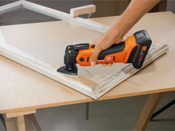 Image du produit Fein AMM 700 MAX 71293665000 Outil multifonctionnel sans fil, batterie incluse, chargeur inclus