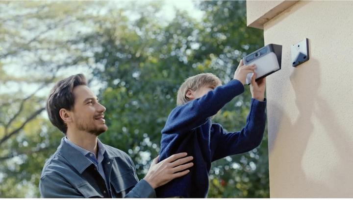 Productafbeelding eufy Wandlamp op zonne-energie Cam S120 (2304 x 1296 Pixels)