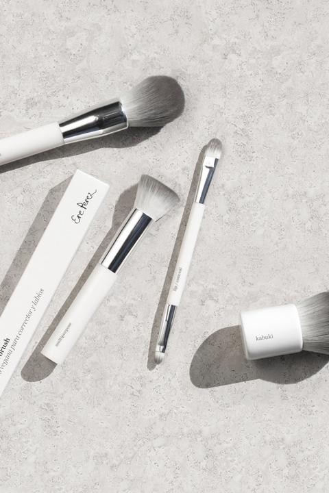 Actual product image Ere Perez Eco Vegan Smudge & Shade Brush (Eyebrows)