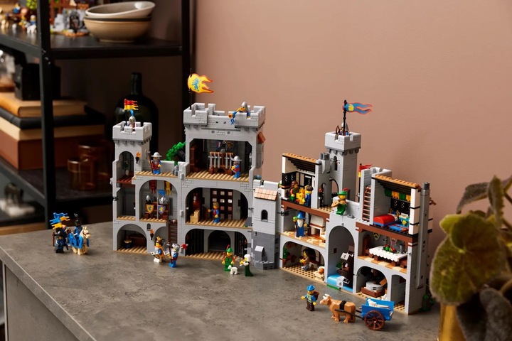 Image du produit LEGO Château des Chevaliers du Lion (10305, LEGO difficiles à trouver, LEGO Icons)