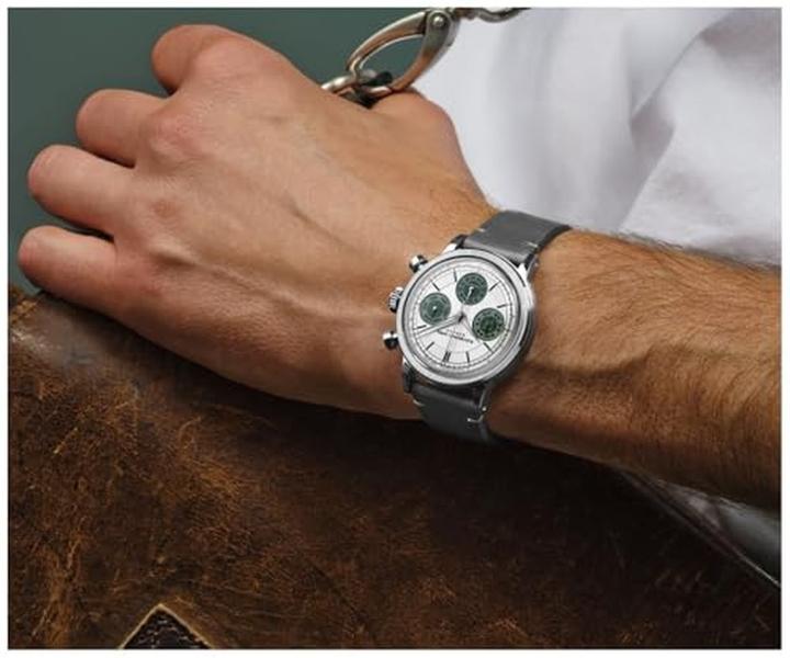 Actual product image Raymond Weil Automatic Chronograph with Luminous Hands and Leather Strap (39.50 mm)