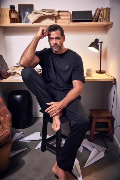 Actual product image JP1880 Stretch Hem Cotton Tee (6XL)
