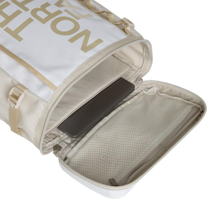 Actual product image North Face Tagesrucksack Base Camp Fuse Box (30 l)