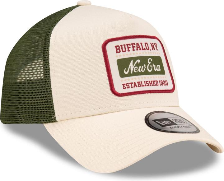 Produktbild New Era Adjustable A-Frame Trucker Cap - RETRO PATCH beige