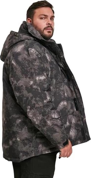 Actual product image Urban Classics Multipocket Winter Jacket (L)