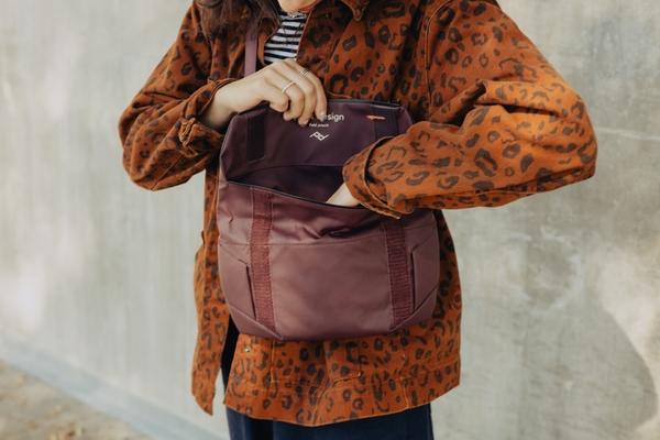 Actual product image Peak Design Field Pouch V2 (Photo case, 3 l)