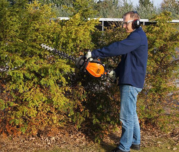 Produktbild Atika Benzin-Heckenschere HB60-2 (Benzinbetrieb)