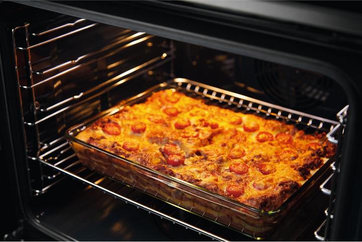 Actual product image Electrolux EOF3H40BX