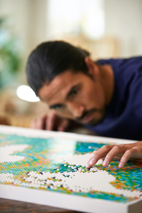 Actual product image LEGO World map (31203, LEGO Art, LEGO Rare Sets)