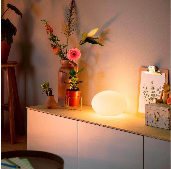 Image du produit Philips White & Color Ambiance Flourish Tischleuchte (810 lm, E27)