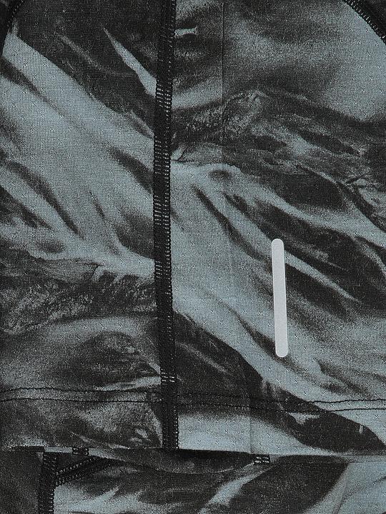 Actual product image Icebreaker Sphere Motion 125 Cool (L)