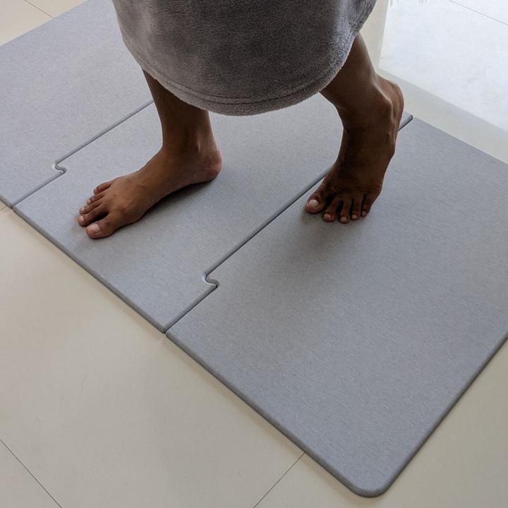 Produktbild Moonstone Badematte Modula hellgrau aus Kieselgur (60 x 105 cm)