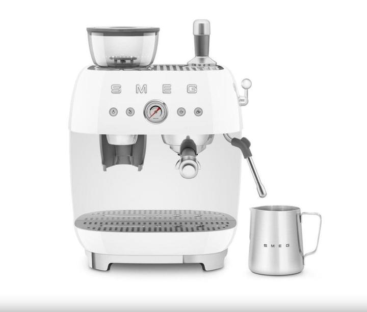 Image du produit Smeg EGF03WHEU Machine à café espresso, Style 50s, blanc