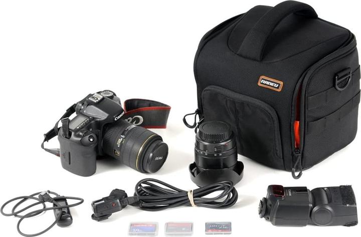 Actual product image Naneu Pro C500 Medium Shoulder Bag Black (Camera shoulder bag)