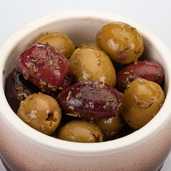 Immagine prodotto Delinio Mix di olive biologiche - Verde e Kalamata - con erbe, senza nocciolo (350 g)