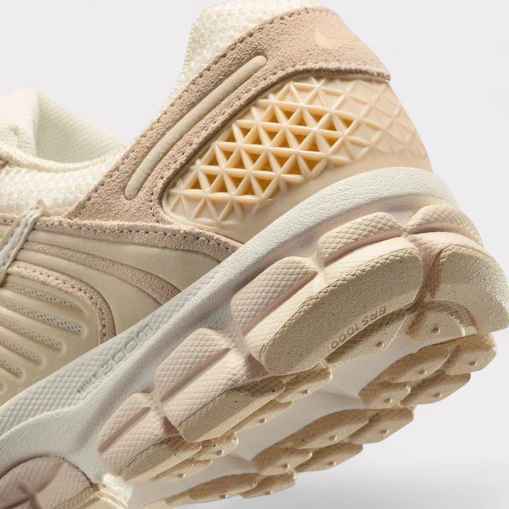 Produktbild Nike Zoom Vomero 5 (40.5)